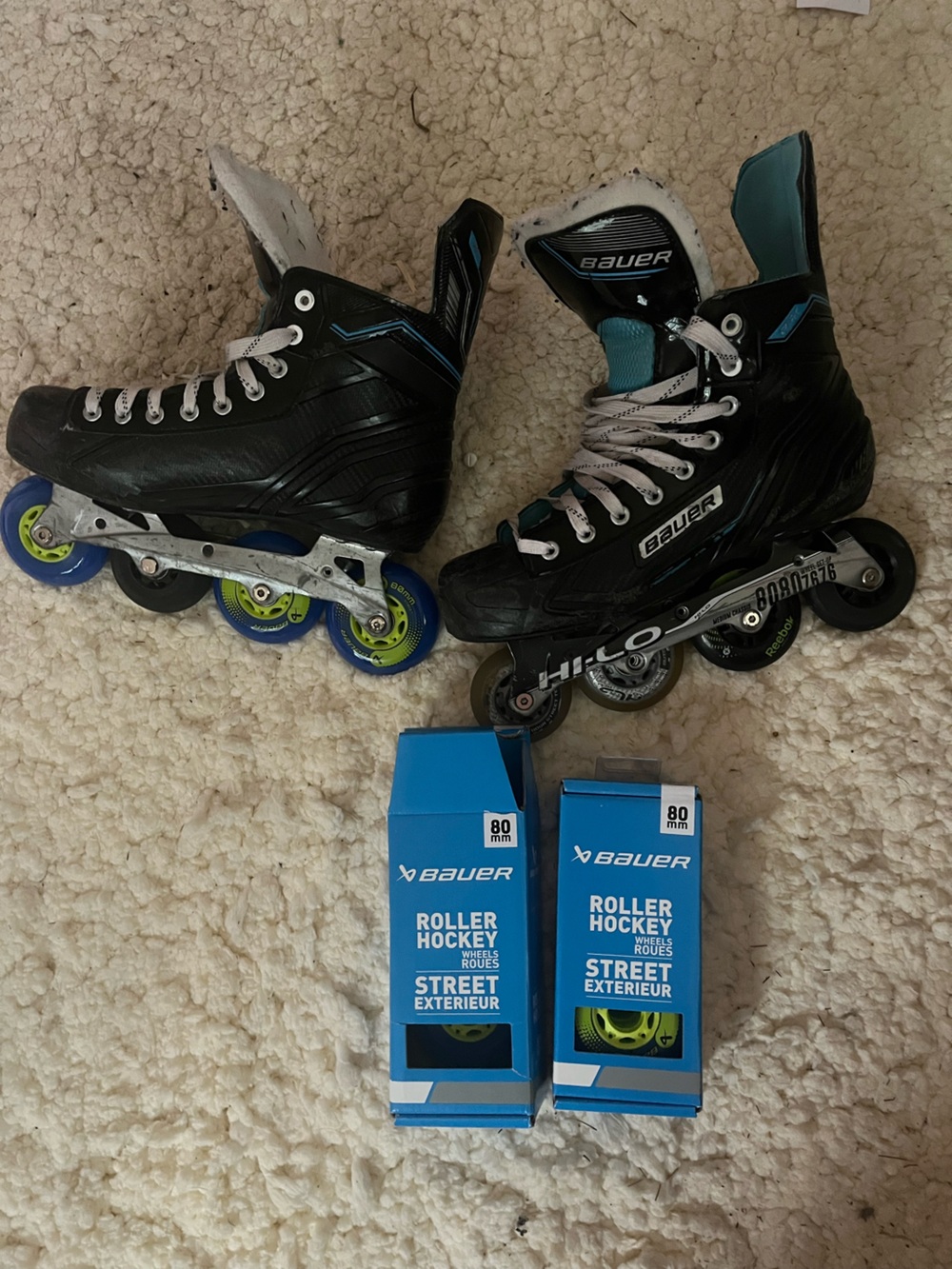 Bauer Black Roller Hockey Skates w/8 80mm Bauer Wheels